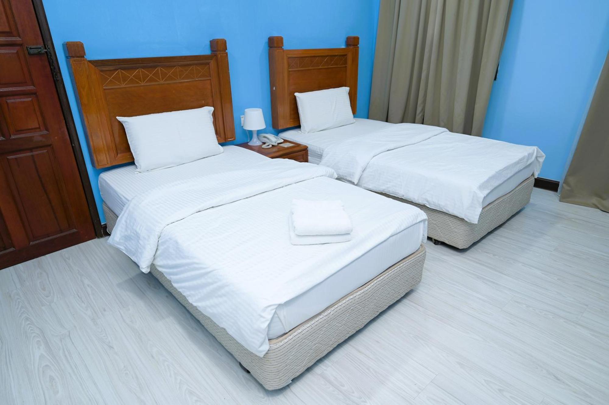 Kesedar Hotel Travel & Tours Sdn Bhd Gua Musang Ngoại thất bức ảnh